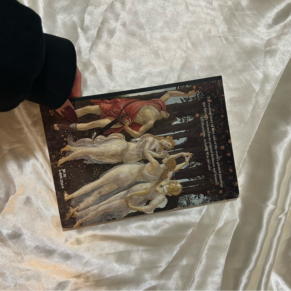 Primavera Artistic Notebook with Classical Painting Cover - Picture 2 of 6